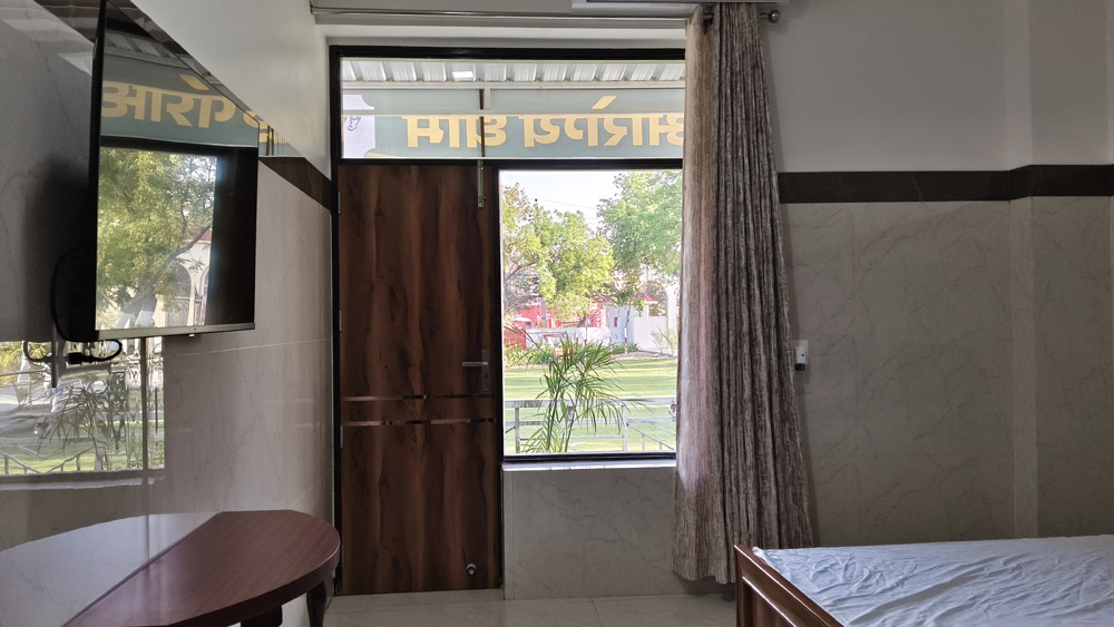 Shirodhara Setup